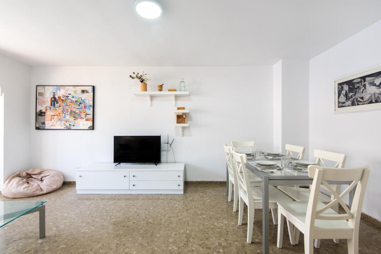 Picasso Center Apartment Malaga Luaran gambar